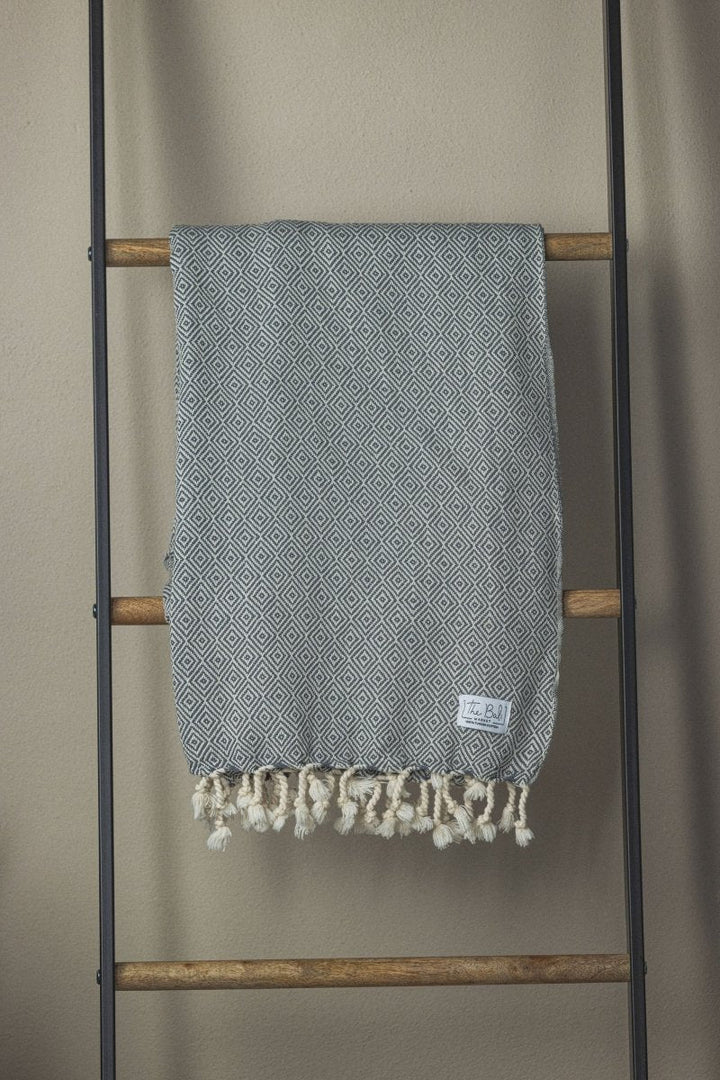 Diamond Turkish Towels – Luxurious Bath or Throw Blanket