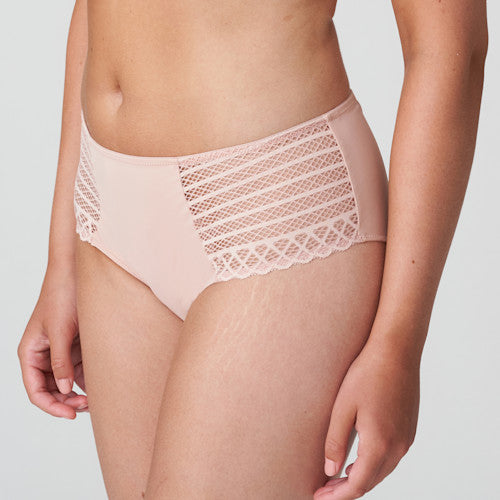 Prima Donna East End brief