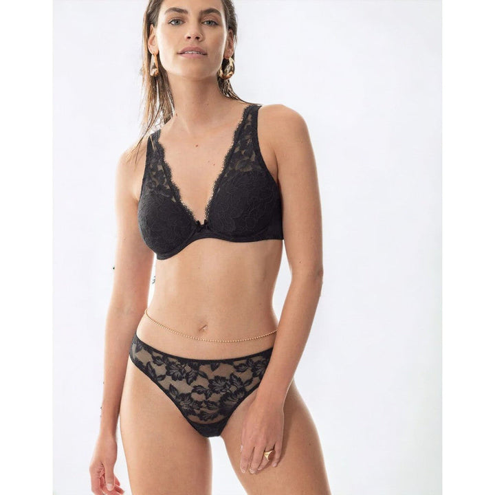Amazing Smart Plunge Bra | Black