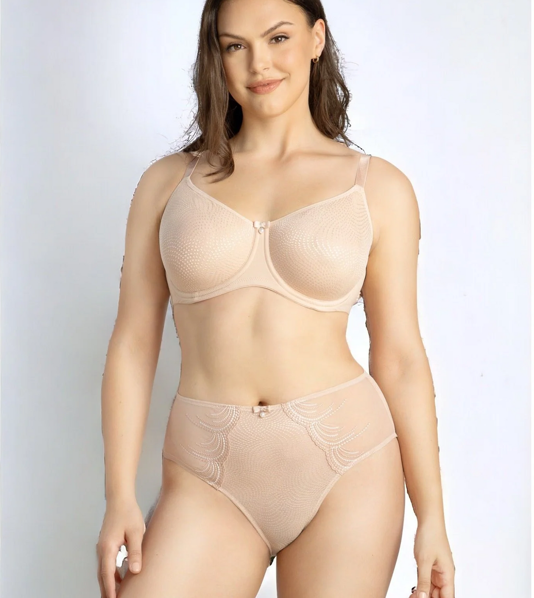 Pearl smoothing minimizer bra