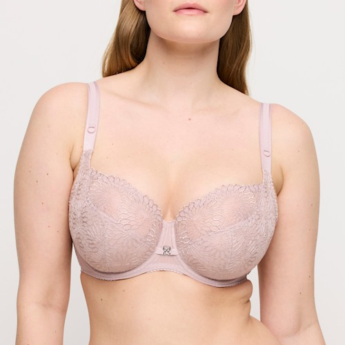 Prima Donna Sophora Tulip Cup full bust bra without straps on model