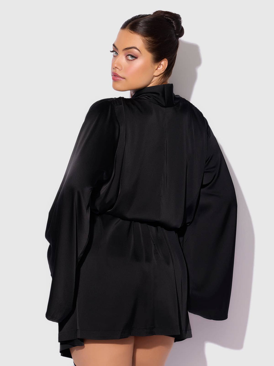 Brigeta Short Satin Robe | Noir
