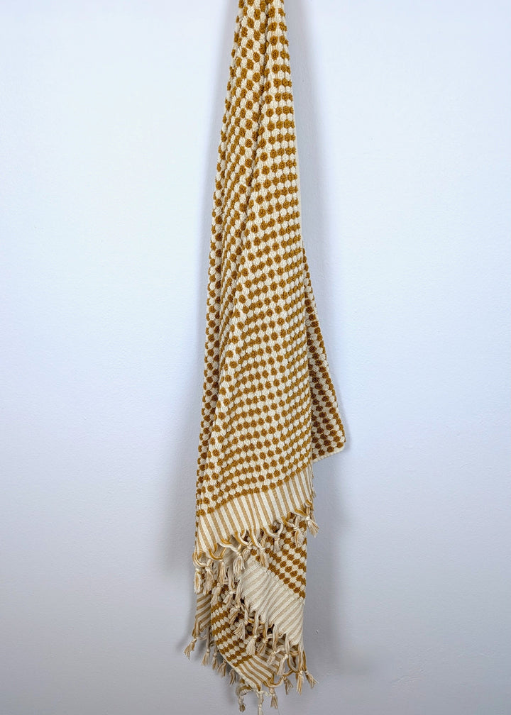 Bloom Collection – Oversized Turkish Cotton Bath Towel with Raised Texture and Hand-Tied Tassels