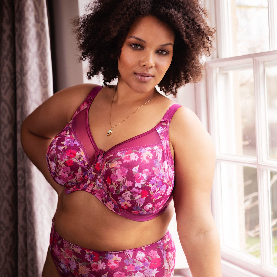 Pretty plus size bra and panty set lifestyle