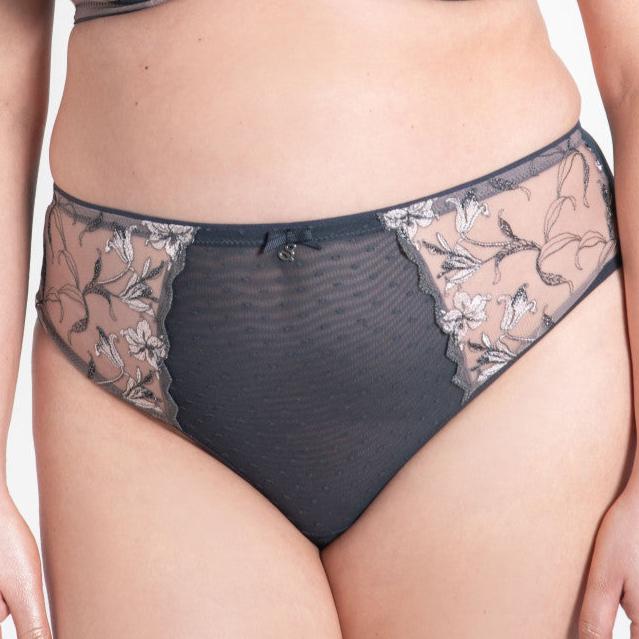 Eliza Brief | Graphite