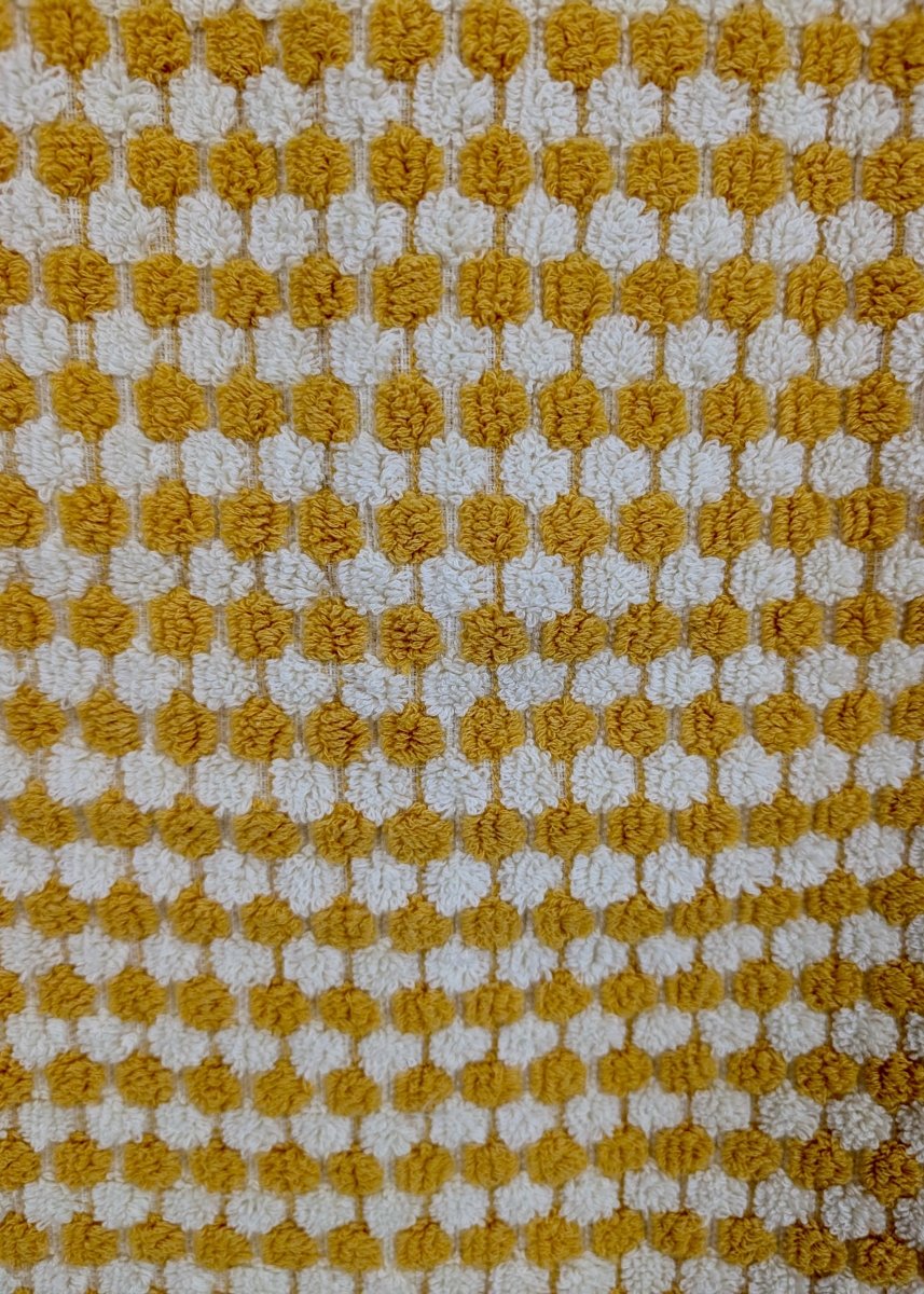 Bloom Collection - Oversized Hand Towel – Plush Turkish Cotton Hand Towel with Raised Pattern (17.5" x 35")