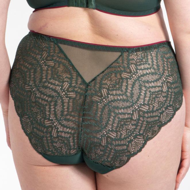 Charlotte Brief | Malachite