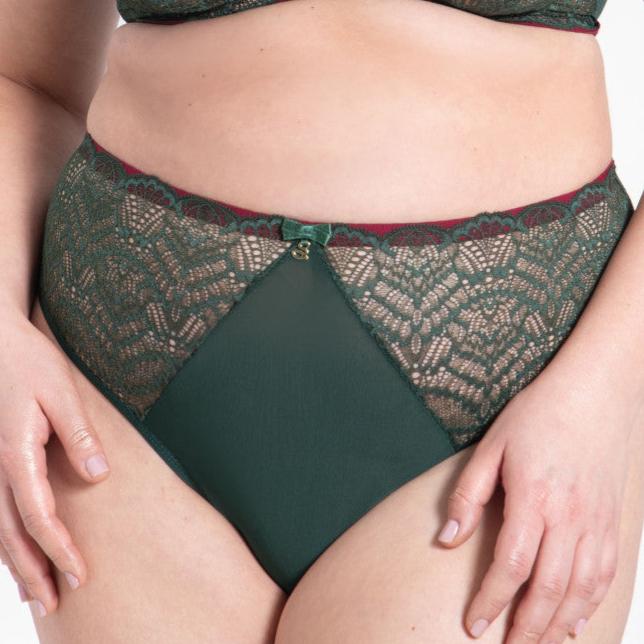 Charlotte Brief | Malachite