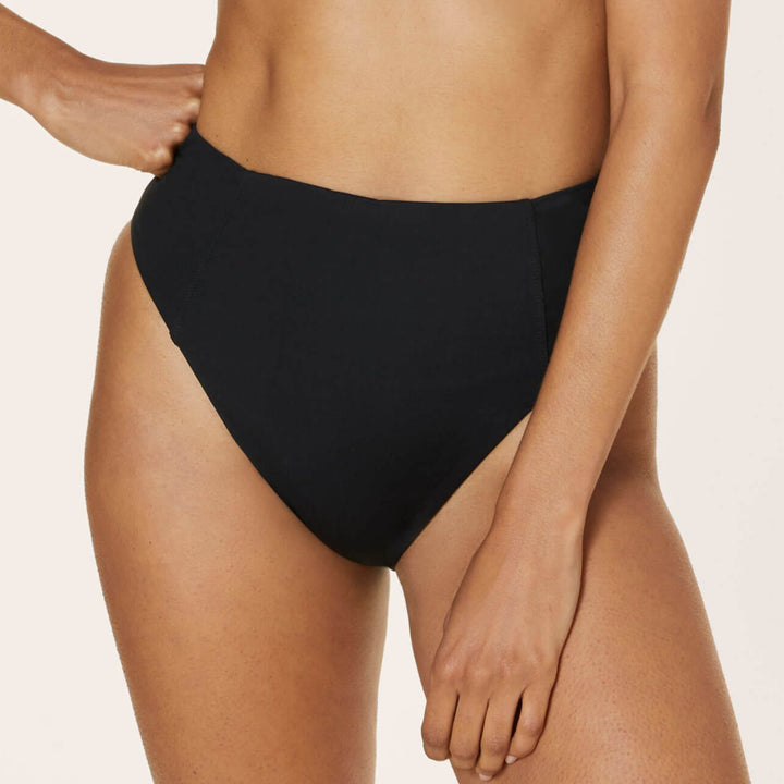 The High - Waisted - Cheeky - Bottom - Flat - Black