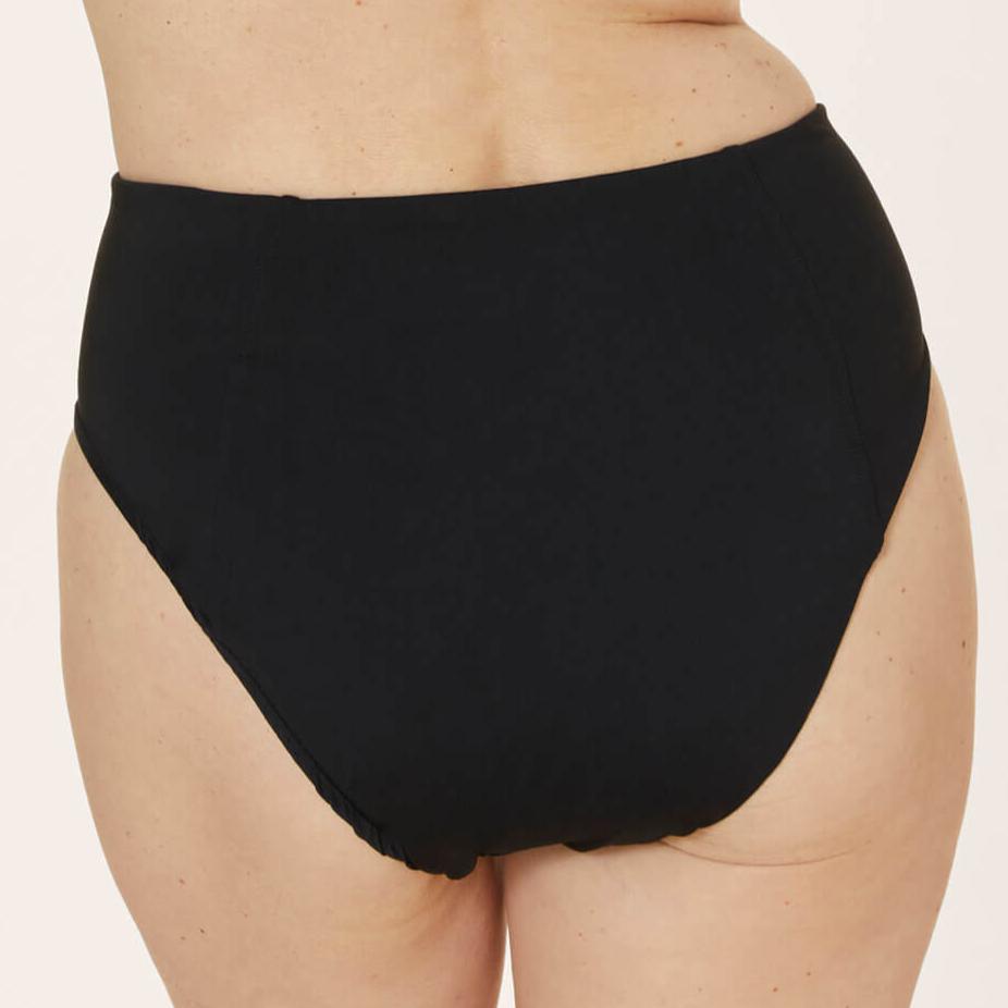 The High - Waisted - Cheeky - Bottom - Flat - Black