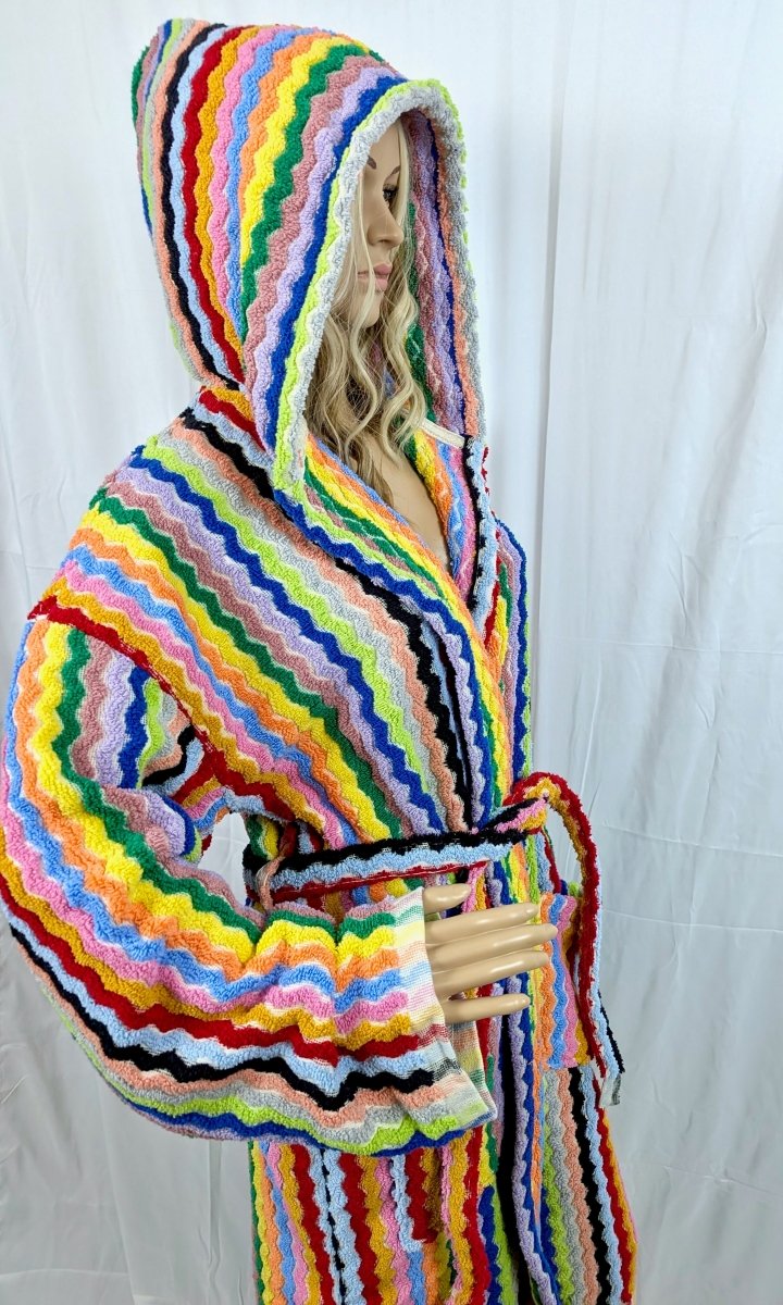 Limited Edition Rainbow Ripple – Colorful Turkish Cotton Robe with Zigzag Design