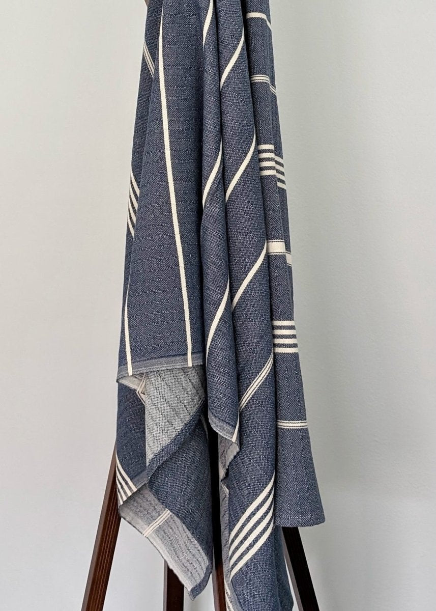 Surfside Towel Collection – Tassel-Free Turkish Cotton Towels, 39”x70”, Sand-Repelling