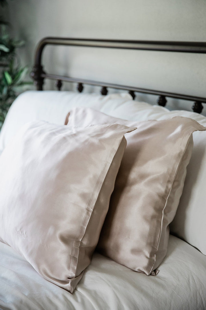 Charmeuse Silk Pillowcase Set