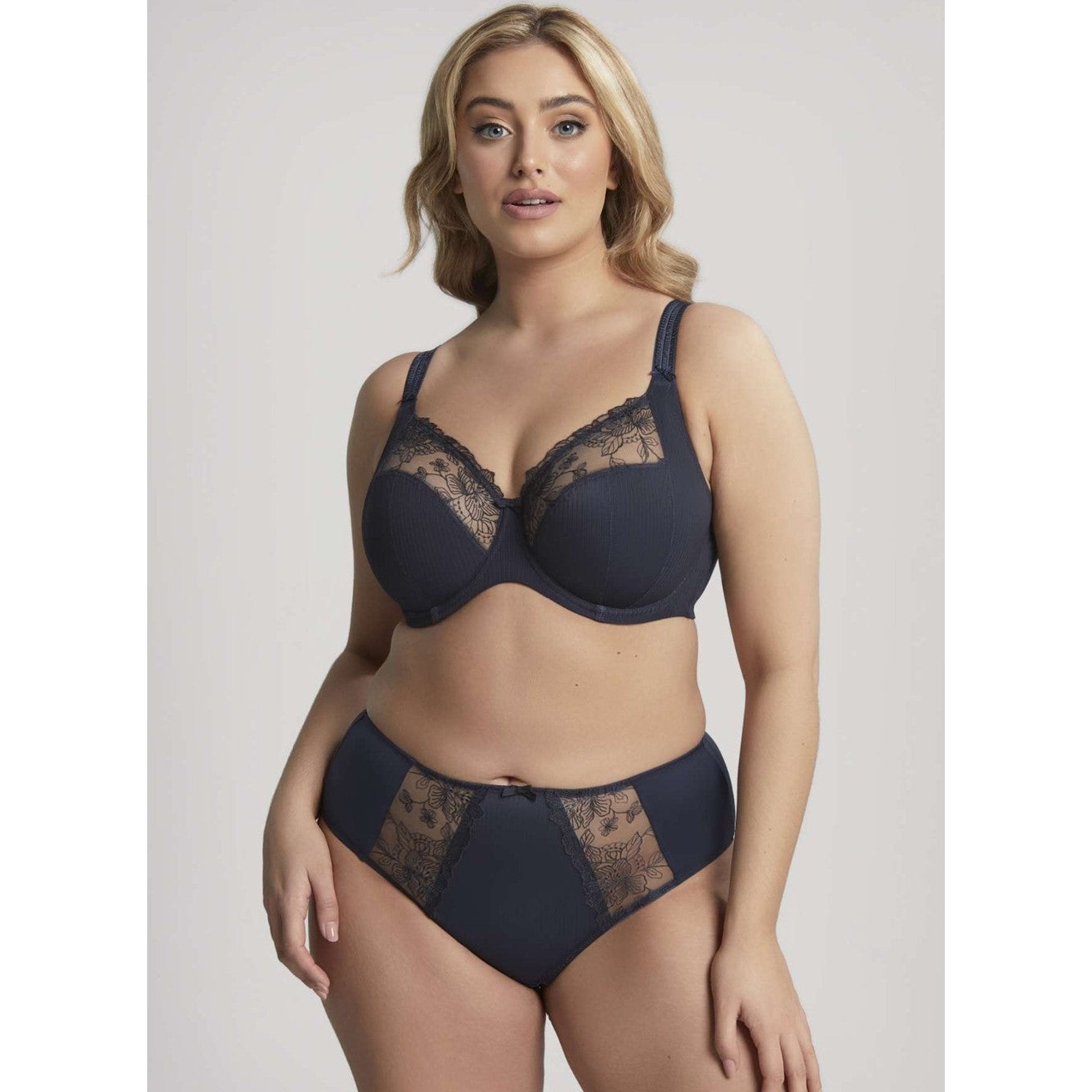 Sculptresse Karis Full Support Bra in Midnight color featuring lace detailing